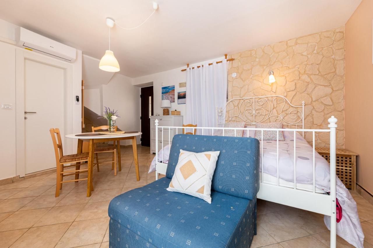 Apartments Riva Baska  Exterior photo